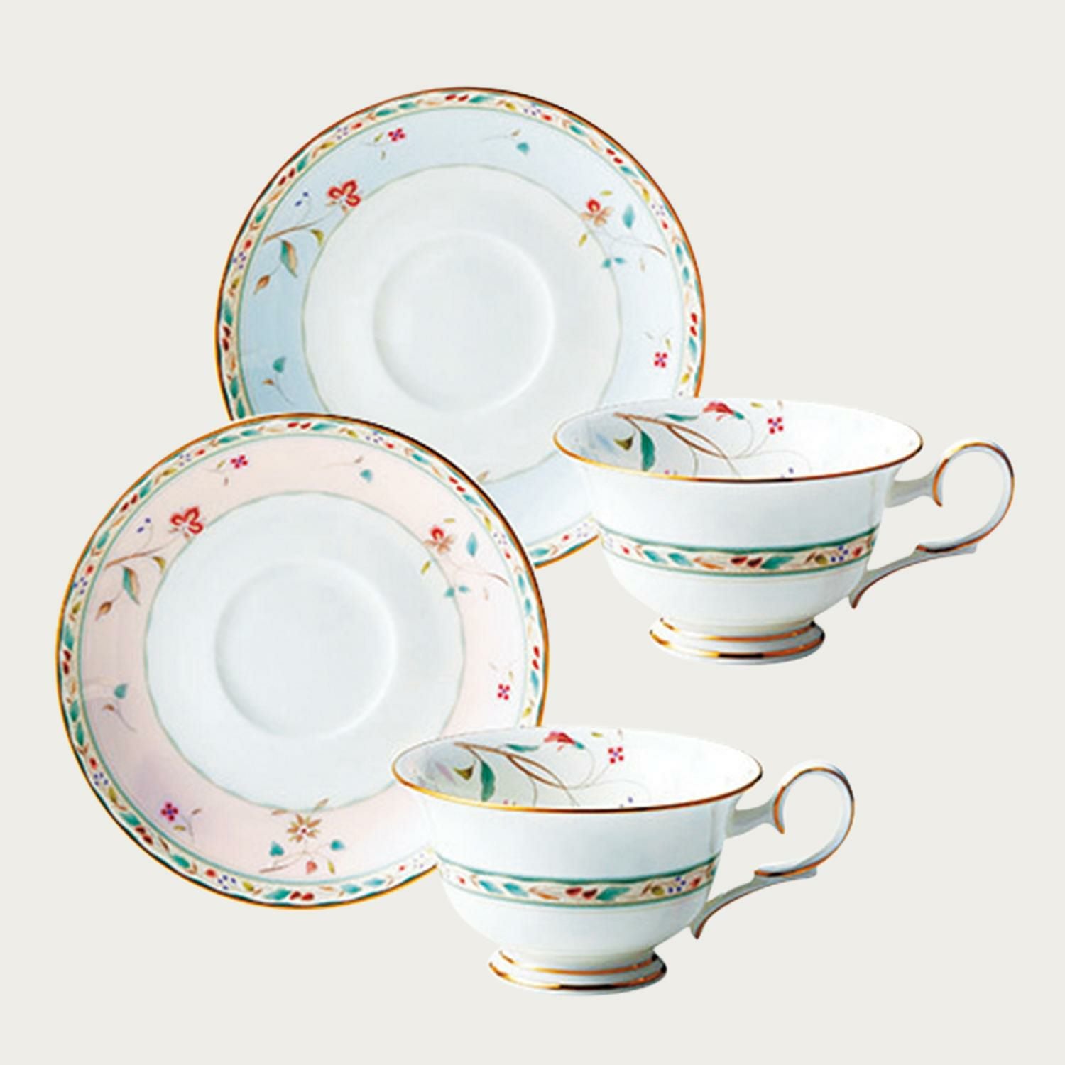 ☆美品 Noritake カップ＆ソーサー 2客セット 花更紗 ペア ノリタケ コーヒーカップ ティーカップ 色変わり 洋食器 札幌 北20条店 Noritake ノリタケ 花更紗 花柄 カップ ソーサー ティーカップ 2客