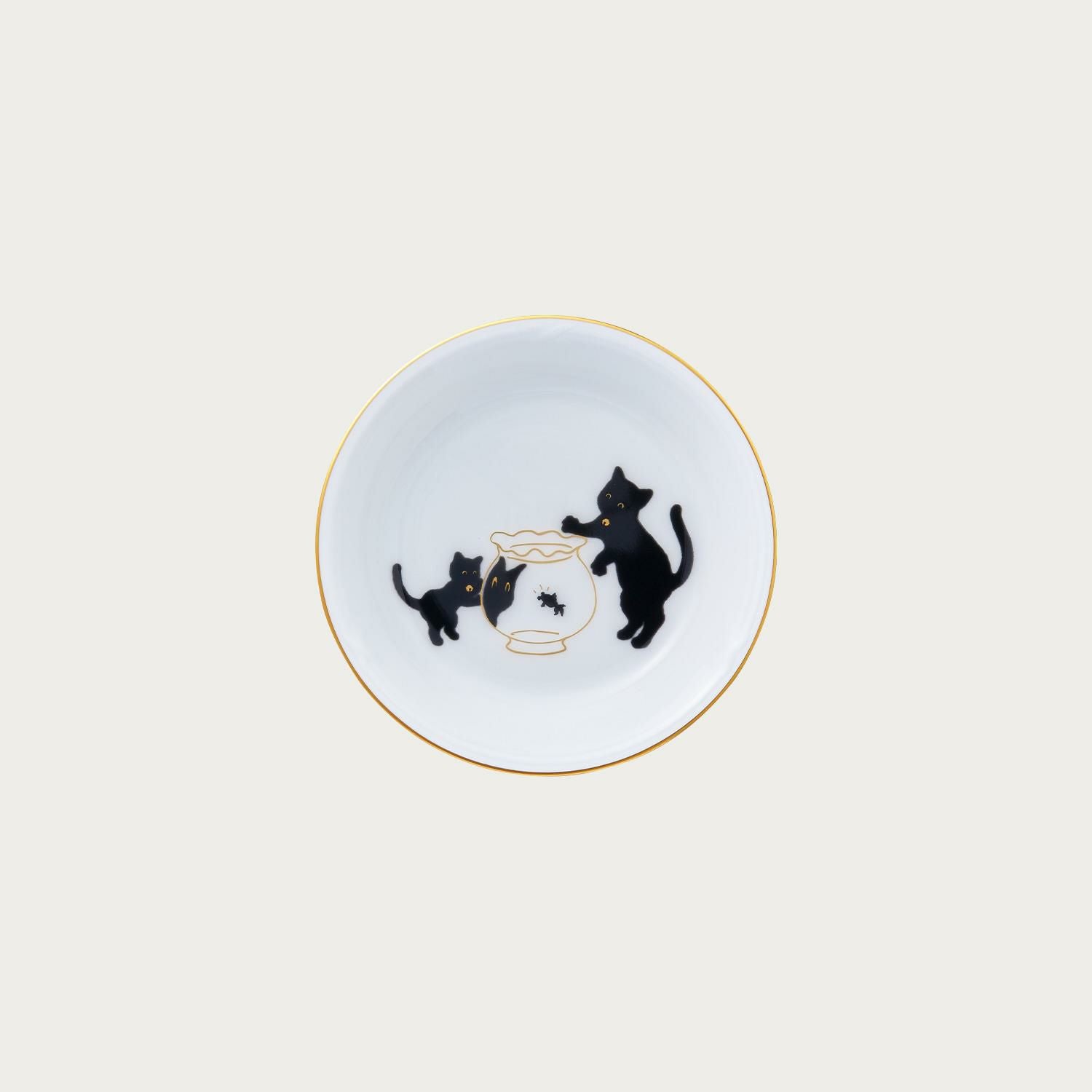 大倉陶園］黒猫親子-縁起物語- Ⅱ 豆皿「金魚」 | ノリタケ食器公式