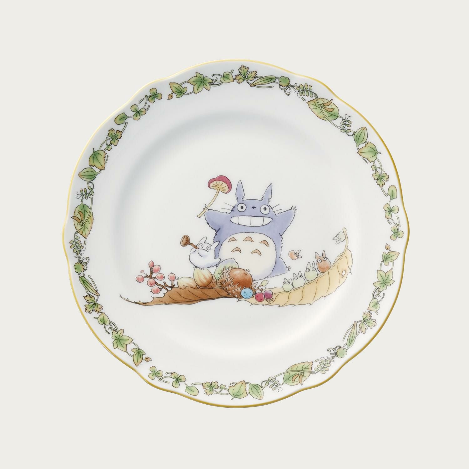 となりのトトロ 17cmプレート(カナムグラ) | ノリタケ食器公式